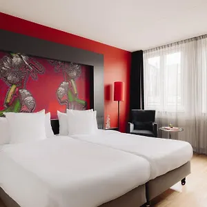 Leonardo Boutique Center Former Designhotel Отель Маастрихт