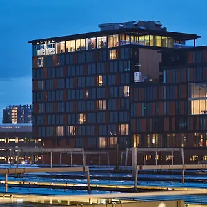 Отель Inntel Centre